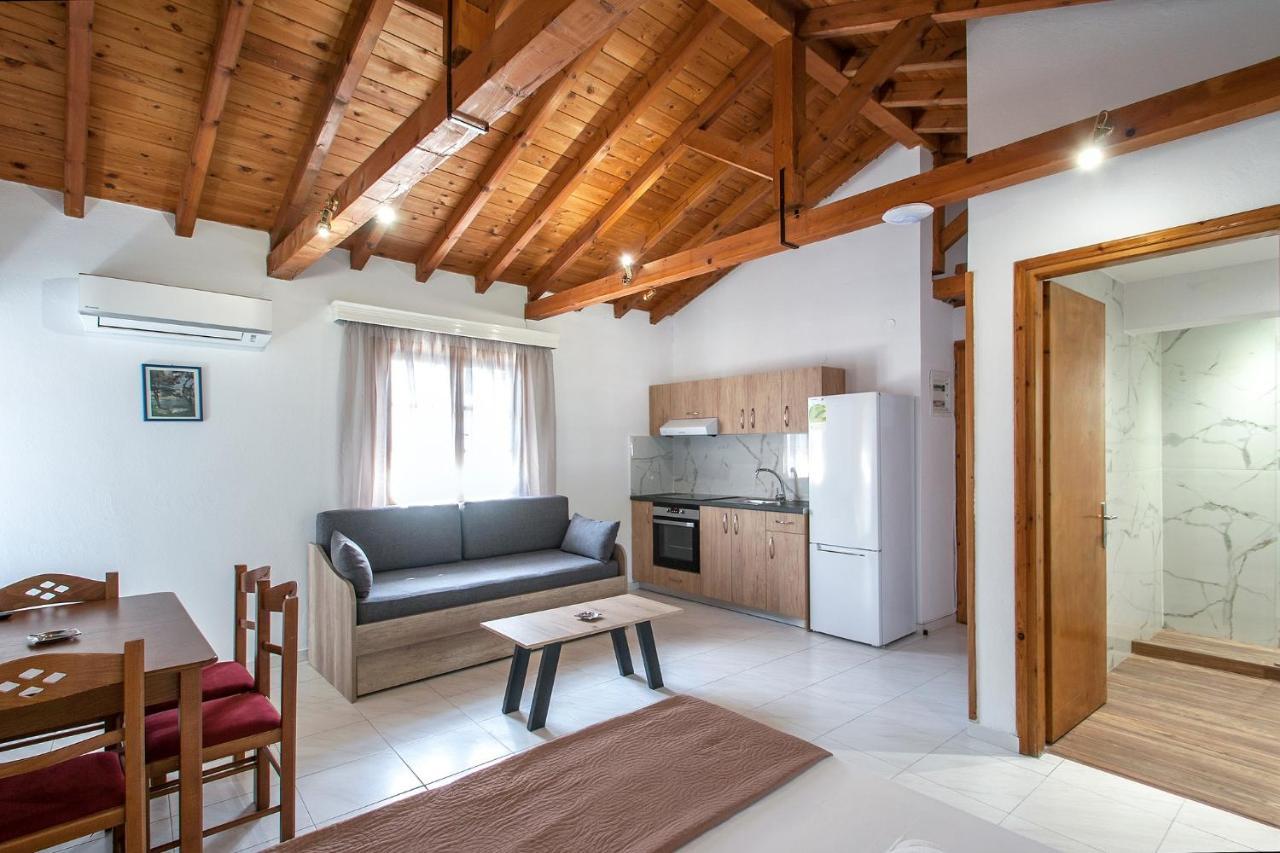 Eliza Skiathos Bagian luar foto
